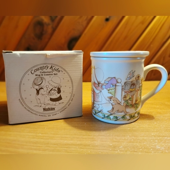 Vintage Mug & Coaster Set - Picture 2 of 11